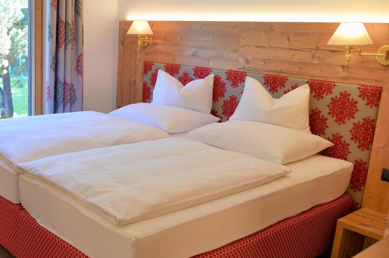 Hotel Dr Otto Murr B&B Sankt Anton am Arlberg Ngoại thất bức ảnh