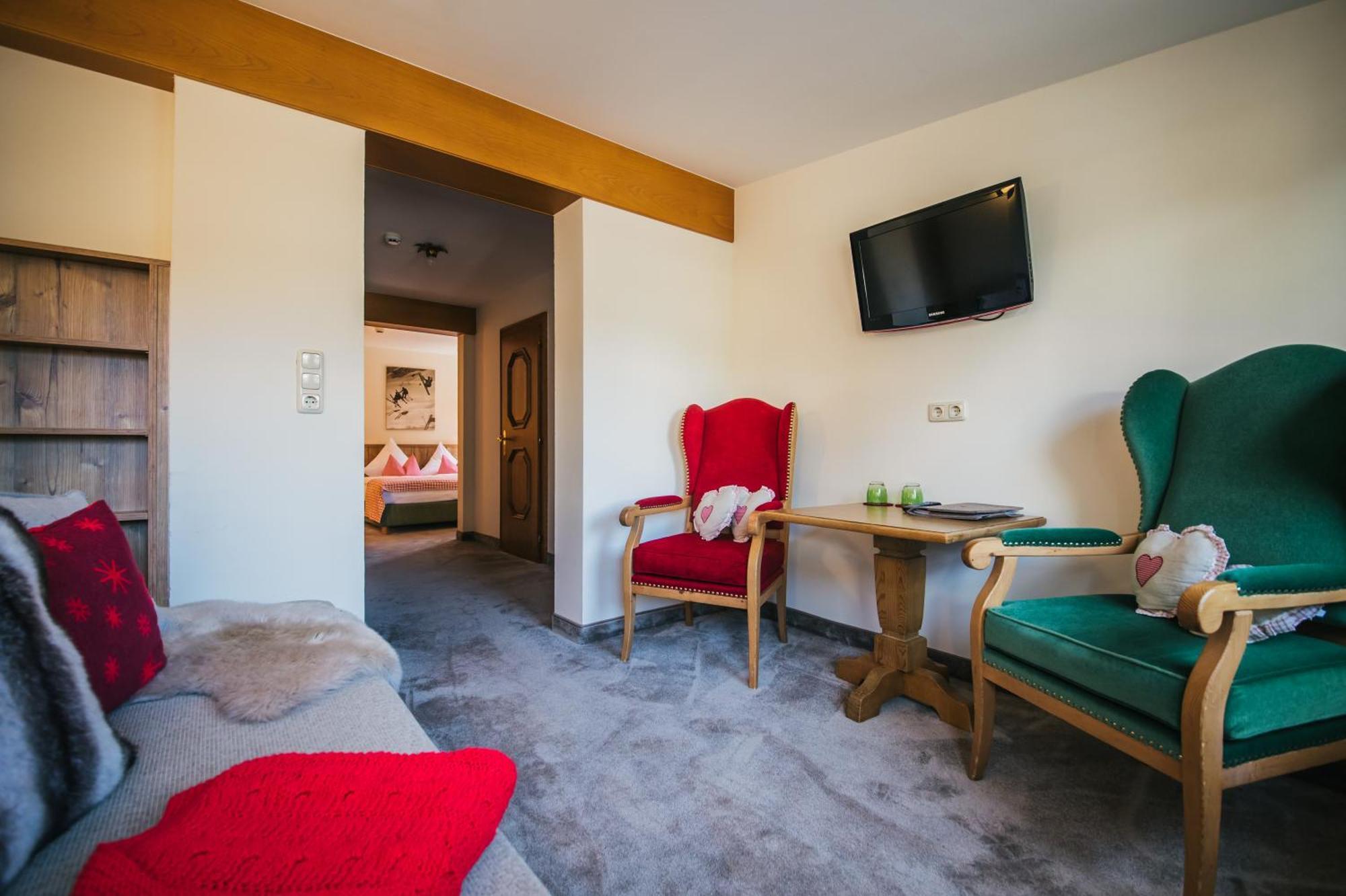 Hotel Dr Otto Murr B&B Sankt Anton am Arlberg Ngoại thất bức ảnh