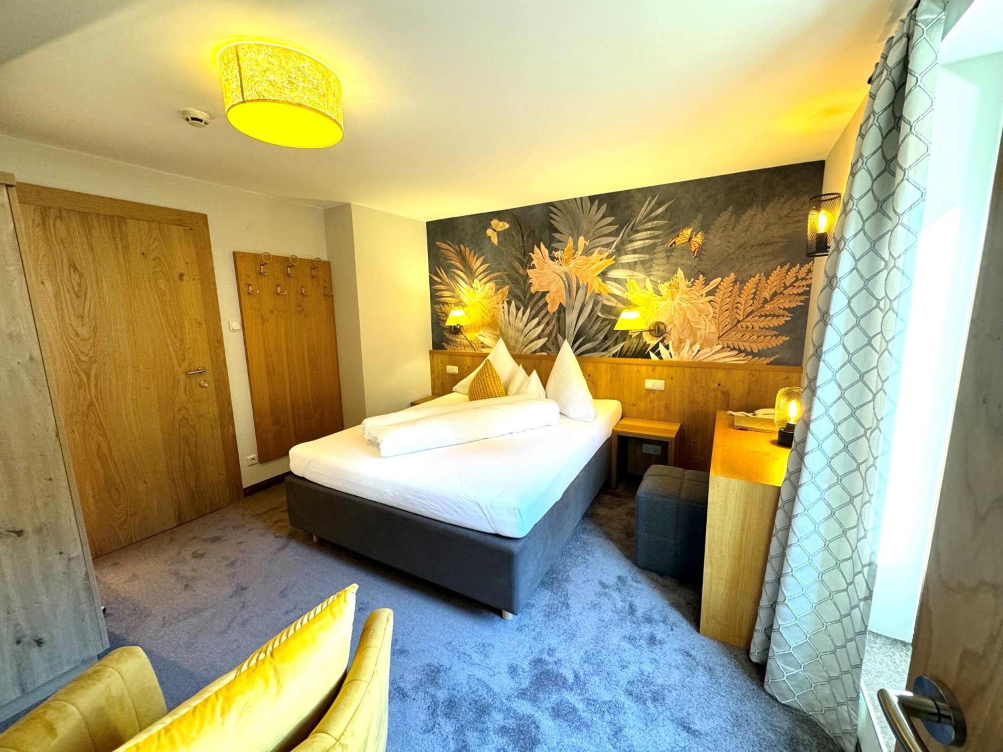 Hotel Dr Otto Murr B&B Sankt Anton am Arlberg Ngoại thất bức ảnh