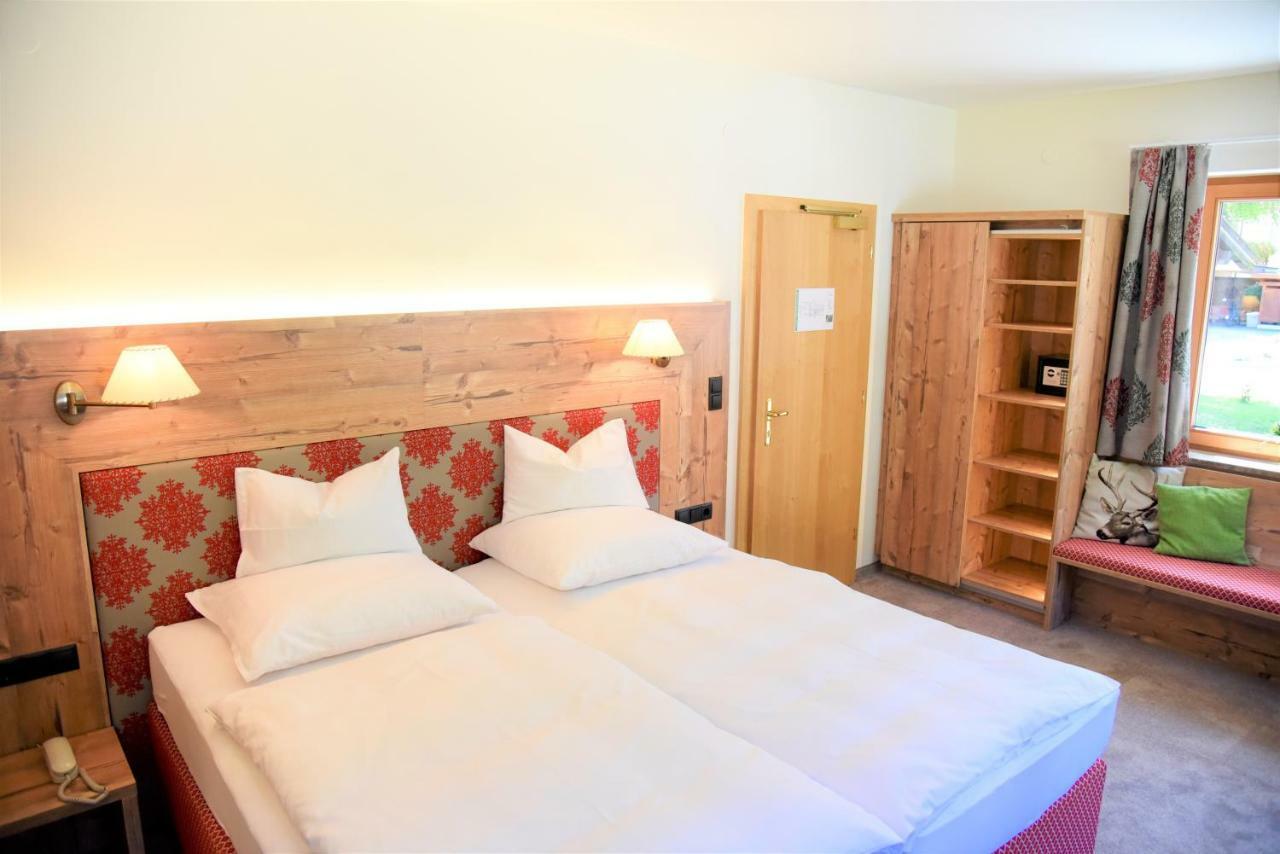Hotel Dr Otto Murr B&B Sankt Anton am Arlberg Ngoại thất bức ảnh