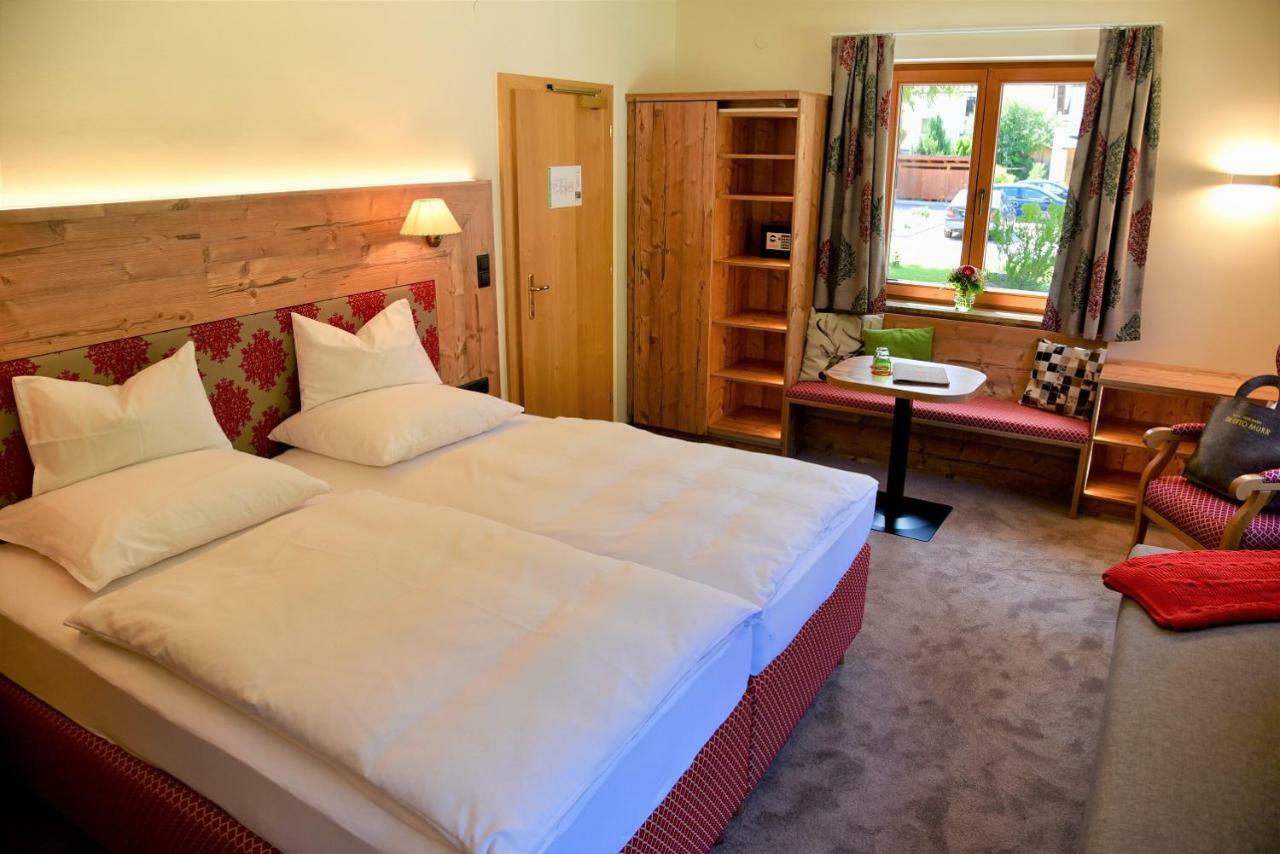 Hotel Dr Otto Murr B&B Sankt Anton am Arlberg Ngoại thất bức ảnh